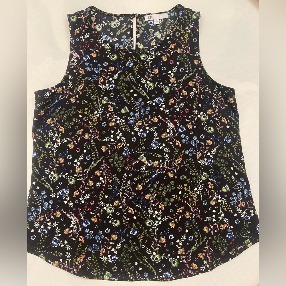 Small Sleeveless blouse